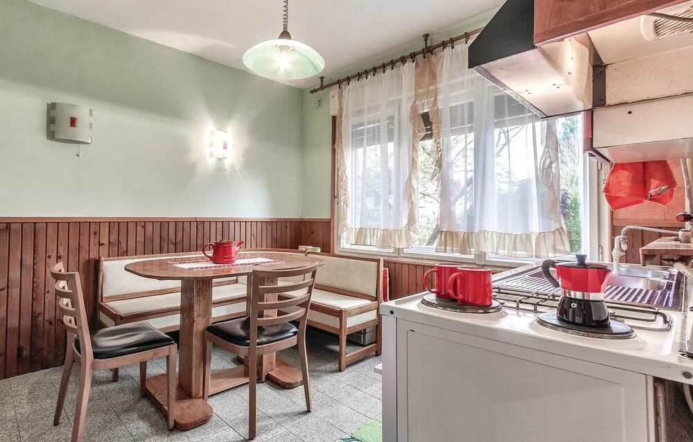 Two-Bedroom Holiday Home In Pula