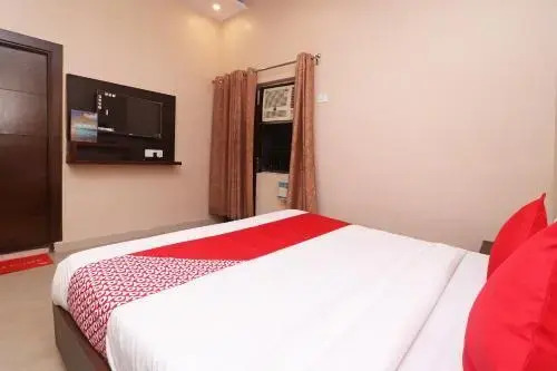 Shubham Farms by OYO Rooms