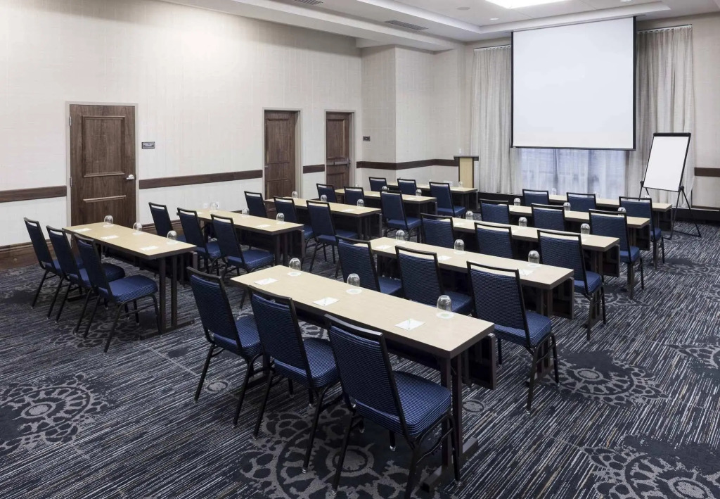 Courtyard by Marriott Richmond Downtown