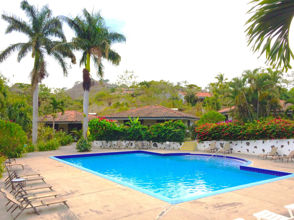 Hotel Colinas del Sol