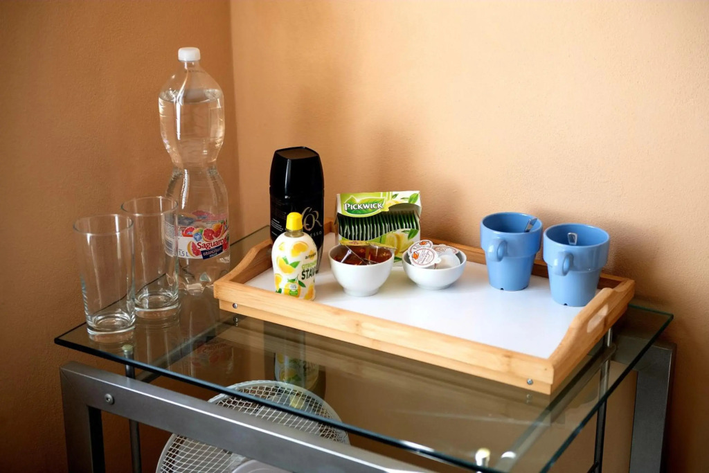 Cozy room with private bathroom, 9mins oldtown, 15mins airport, WiFi