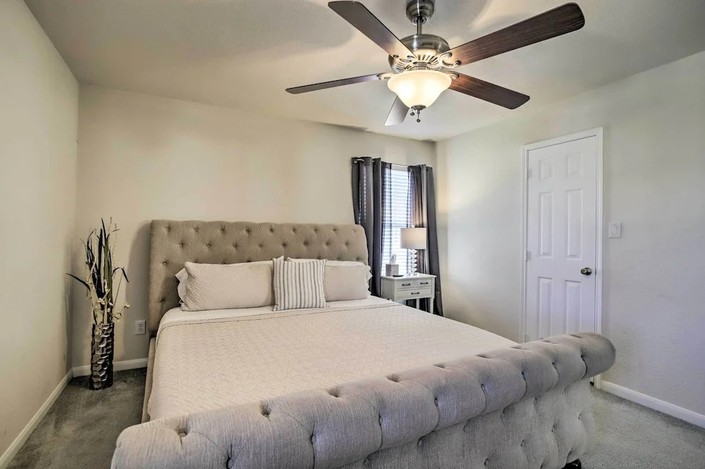 Luxe Home 30 Miles to Houston w/ Pool & Grill