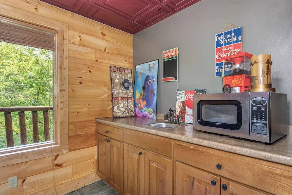 Cabin w/ Hot Tub, Theater & Views - Sleeps 22