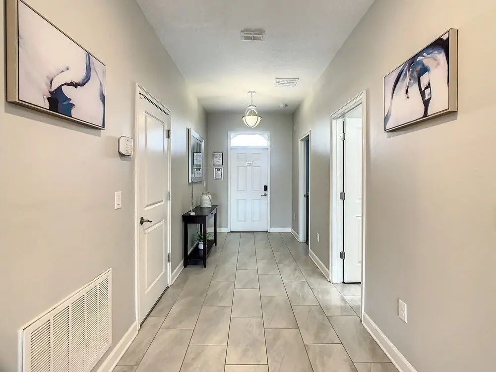 Family Villa Themed Rooms Near Disney