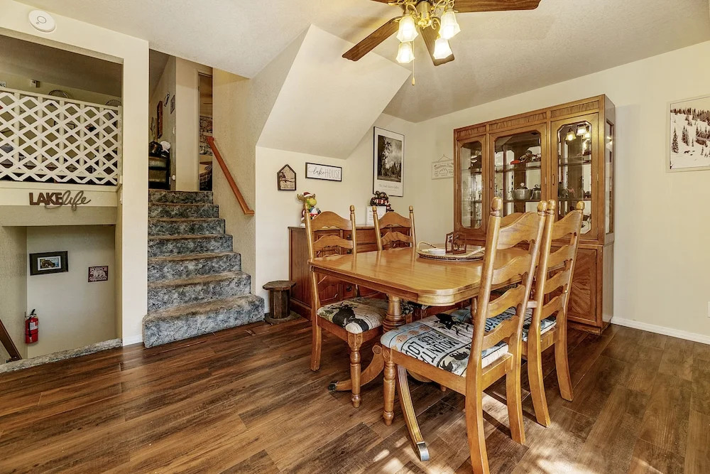 Bear Creek Inn
