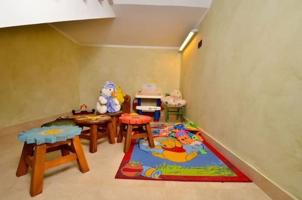 Lovely 5-bed Villa in Buzet