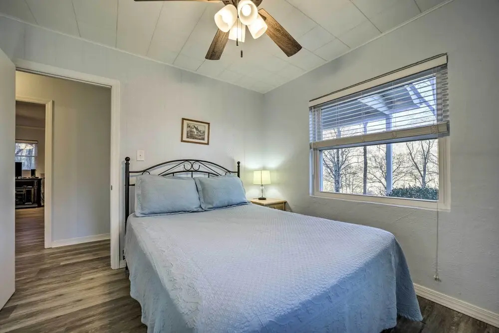 Maggie Valley Cottage Near Festival Grounds!