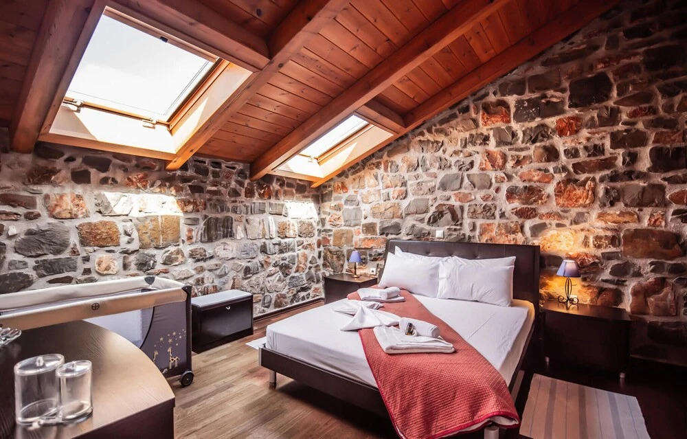 Nice Home in Milatos, Lasithi With 4 Bedrooms, Wifi and Outdoor Swimming Pool