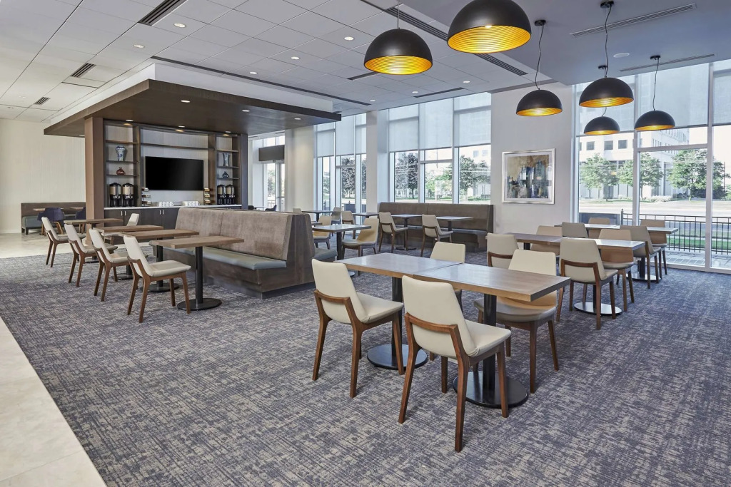 Hyatt Place Toronto Mississauga and Luxe Convention Centre