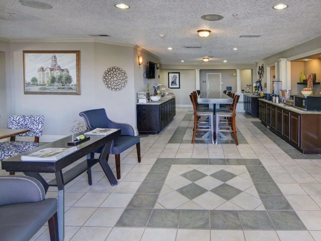 Quality Inn & Suites Weatherford