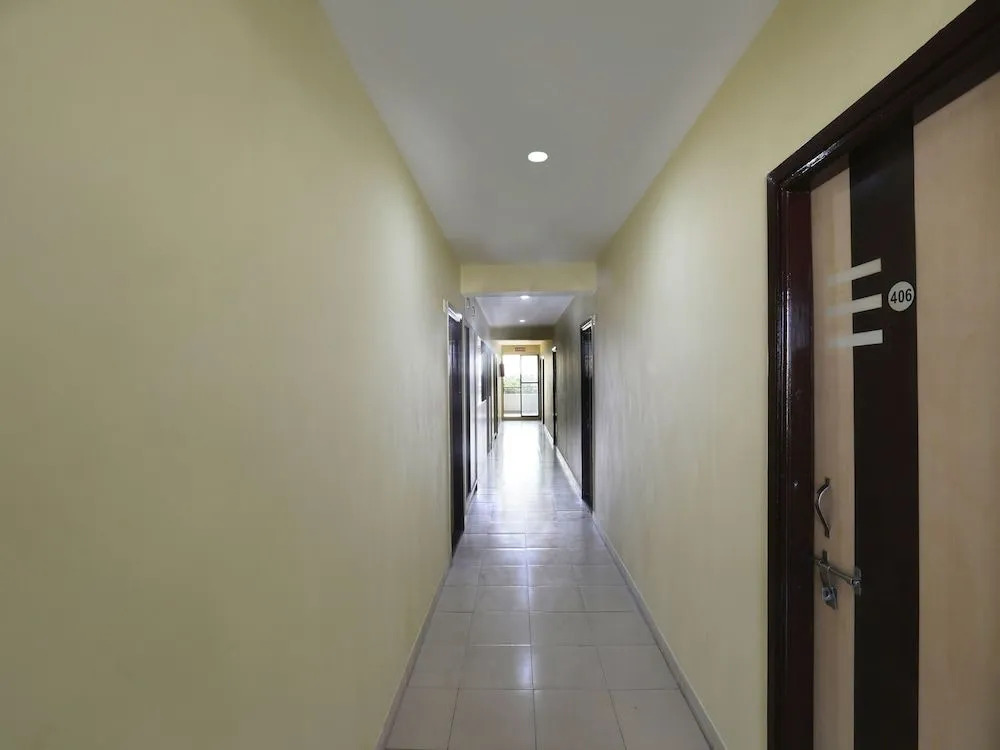 OYO 12748 Govindpuram Apartment