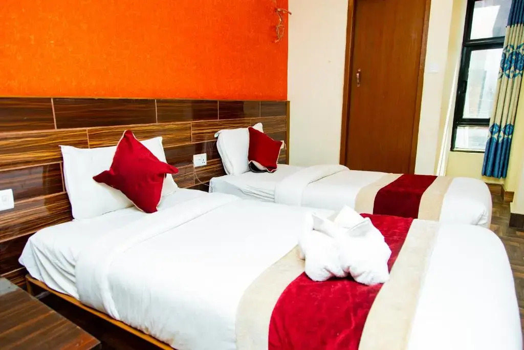 Hotel Everest Regency by OYO Rooms