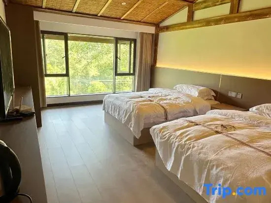 Shanshuiyuan Homestay (Emeishan Scenic Area Linggongli Parking Lot)