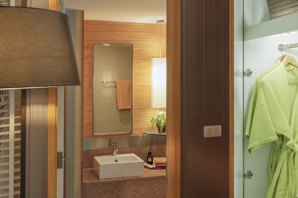 Tango Vibrant Living Hotel - SHA Extra Plus