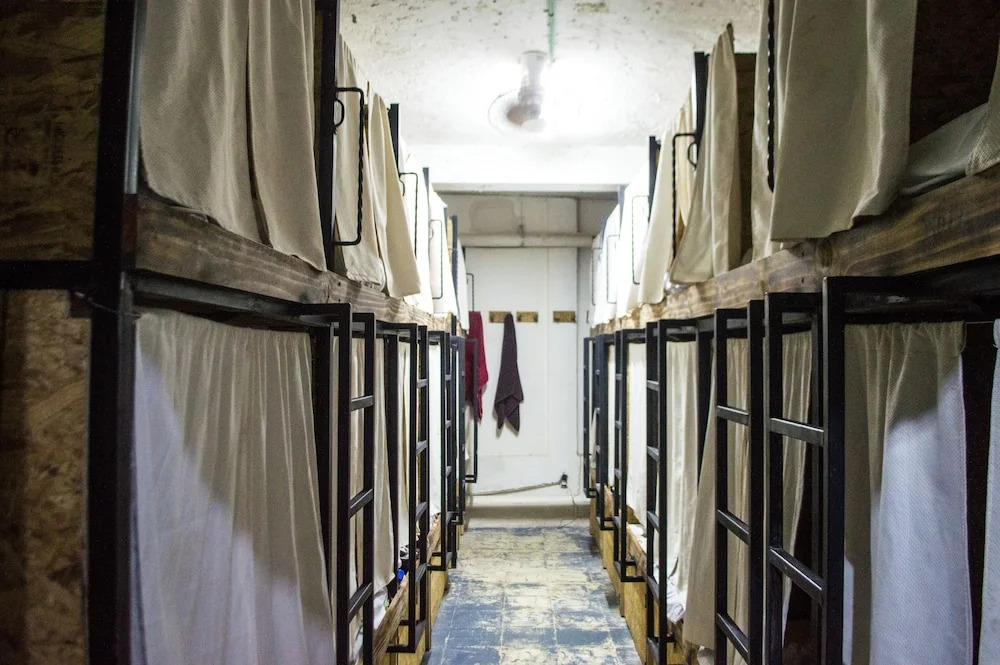 Hostal La Cueva - Hostel