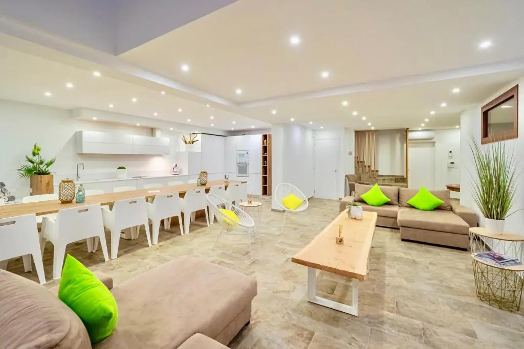 Villa N15 en plein cœur de la Marina, proche de Rosas, Costa Brava