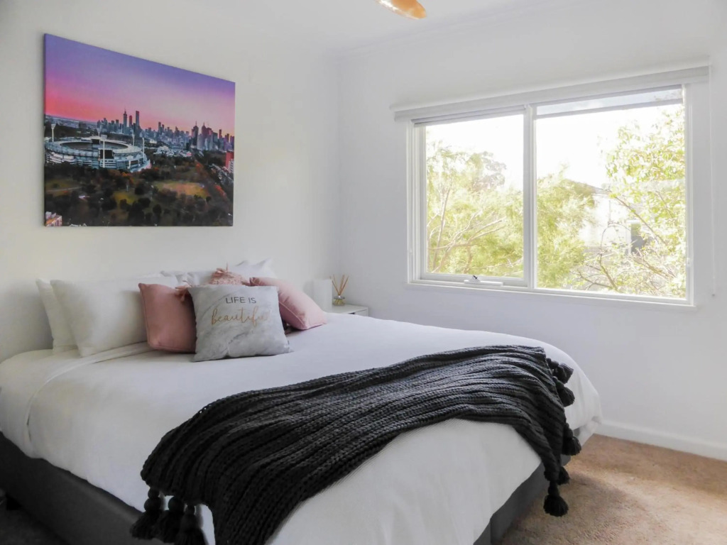 Glen Iris, Quiet Boutique 2 bedroom Netflix, WIFI, Parking, Free Wine