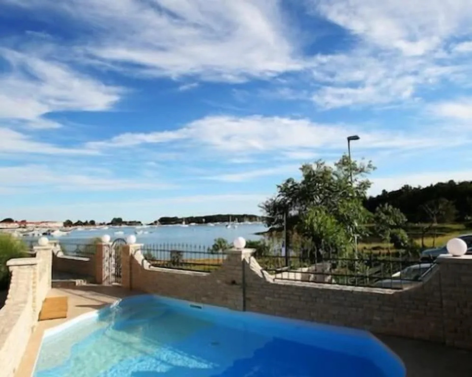 Apartment Villa Vizula by Interhome