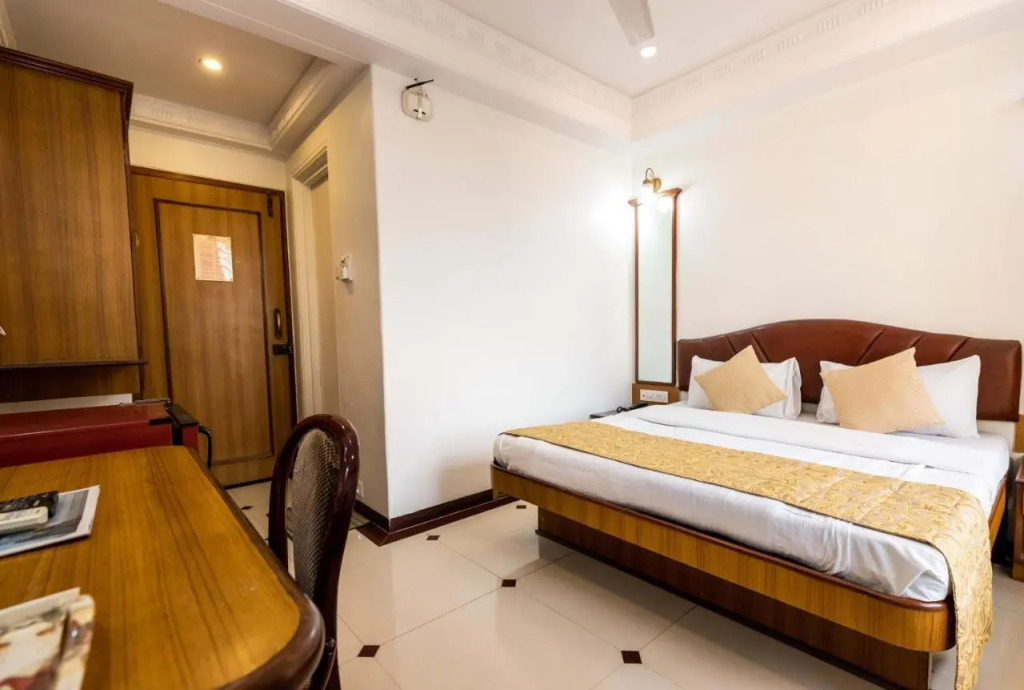 Hotel Parklane