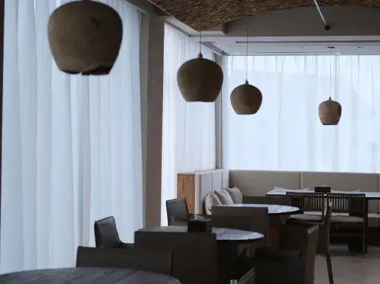 Spring Breeze · Baiyang Waiting for the Wind Luxury Country House