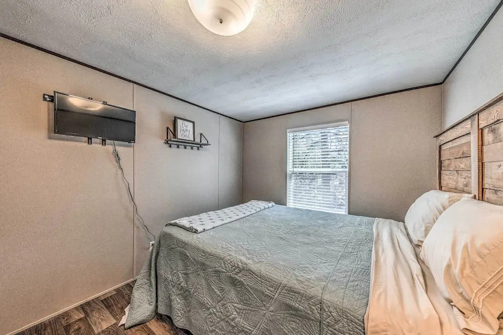 Ruidoso Home Near Golfing, Hiking & Shopping