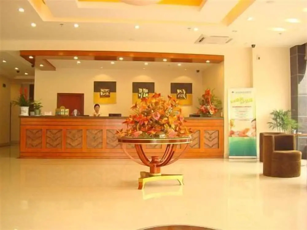 GreenTree Inn Taizhou East Meilan Road University Town Hotel