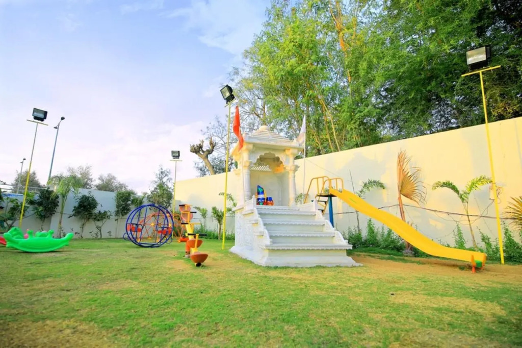 Hotel Chandrawati Palace