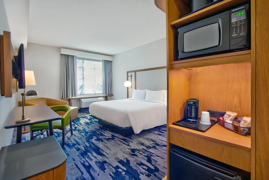 Fairfield by Marriott Inn & Suites Orlando at FLAMINGO CROSSINGS® Town Center