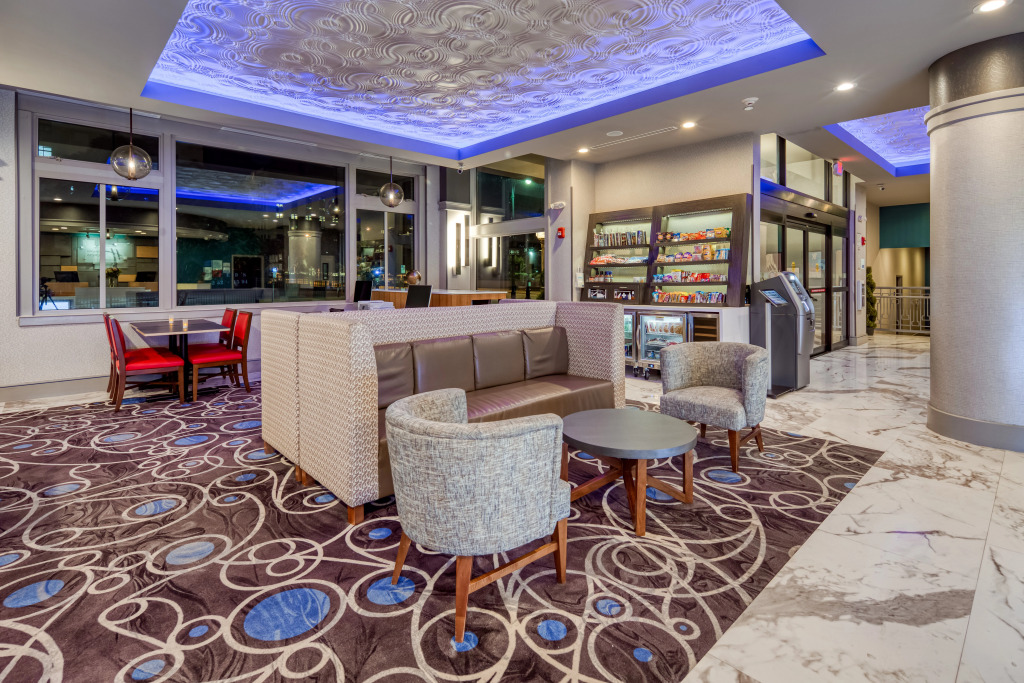 Holiday Inn Express Kansas City Downtown