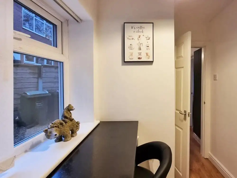 3-Bedroom Home near Manchester City