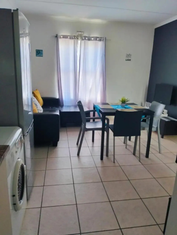 Cozy corner apartment Muizenberg