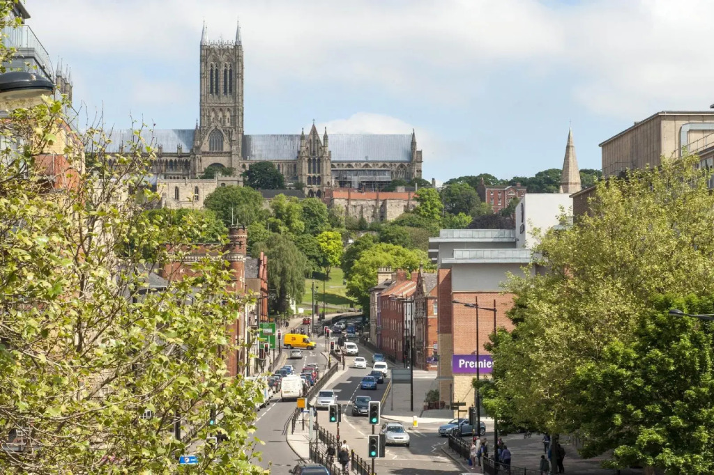 Premier Inn Lincoln City Centre