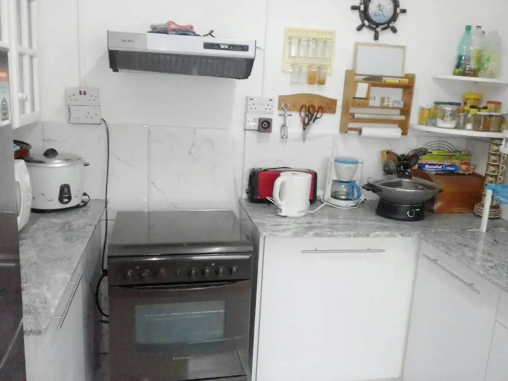 House with 3 Bedrooms in Grand Baie, with Pool Access, Enclosed Garden And Wifi - 500 M From the Beach