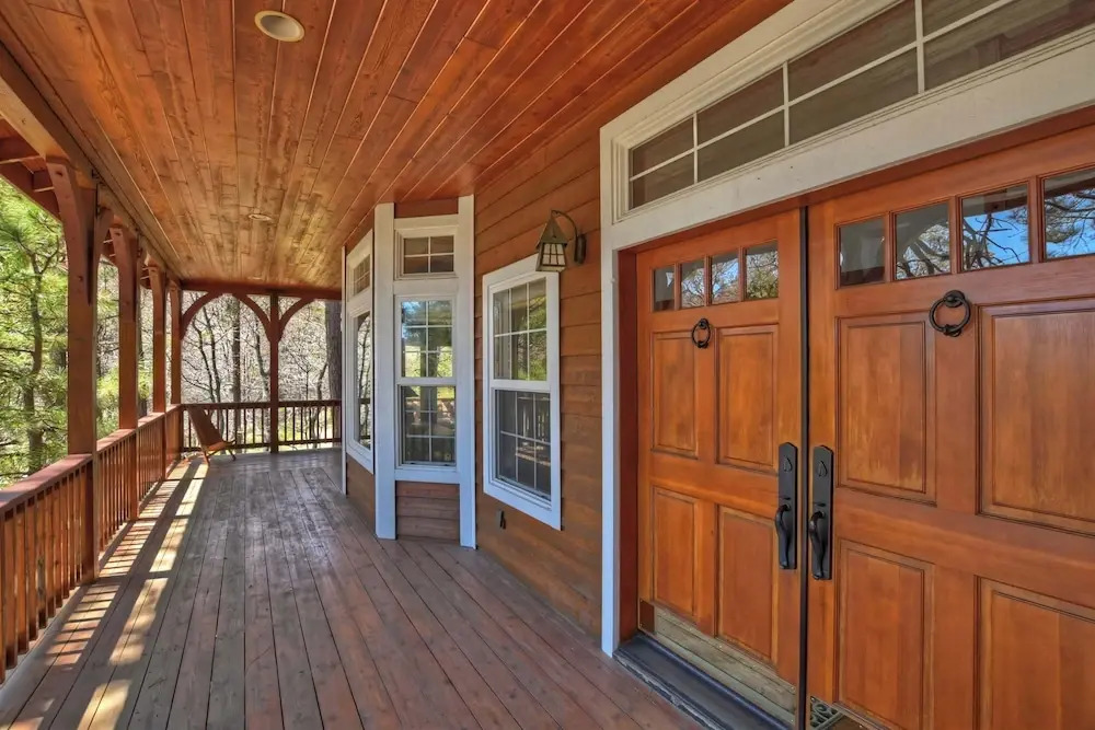 Matterhorn Peak Lodge – Upscale Mountain Escape