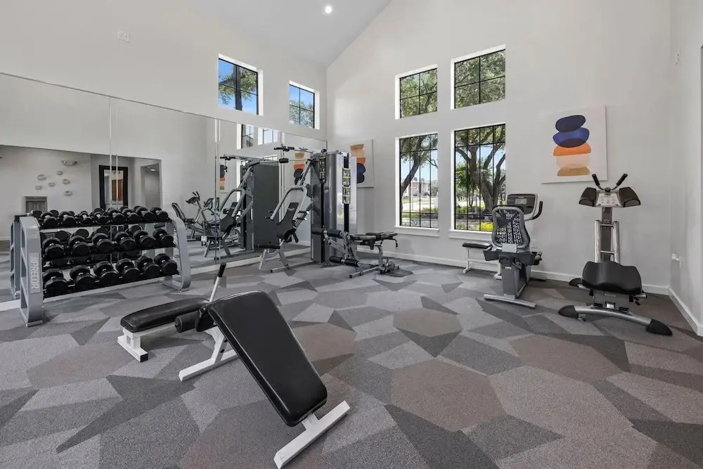 Landing Modern 1BD Gym