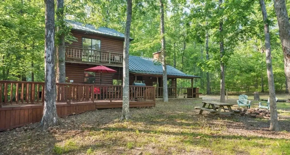 Shady Nook With Private Hot Tub and Minutes Away From Broken Bow Lake by Redawning