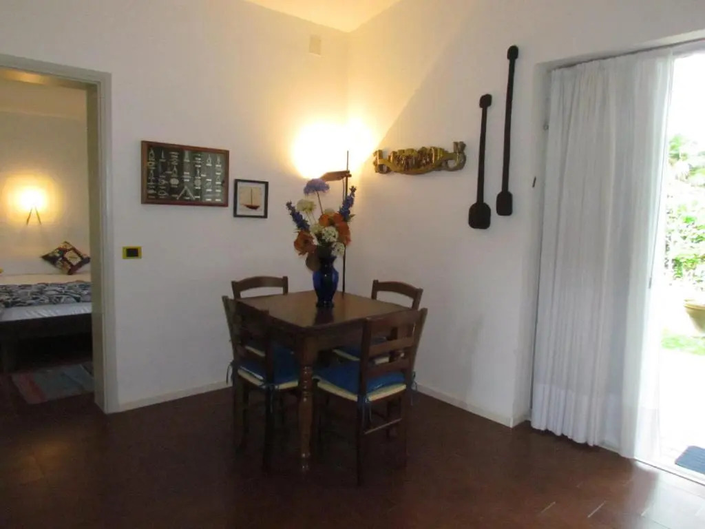 Lovely villa with spacious garden