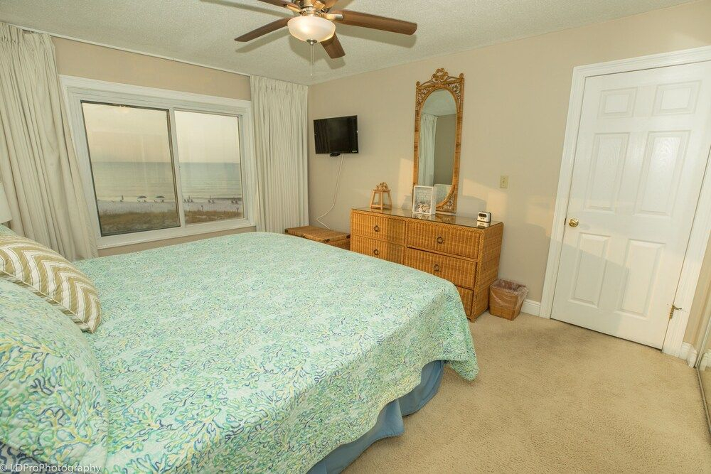 Destin On The Gulf 407 2 Bedroom Condo by RedAwning