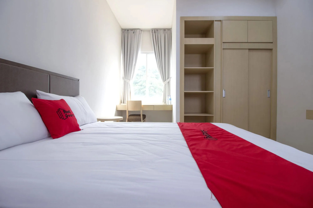RedDoorz Plus @ SCBD