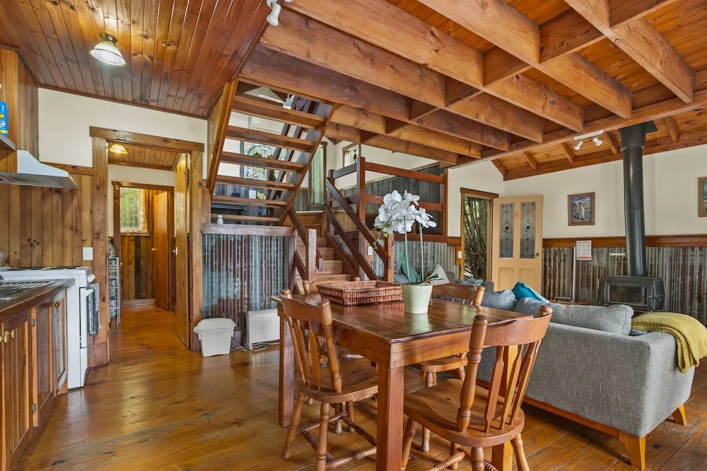 StayAU 1BR Rustic Picturesque Cottage