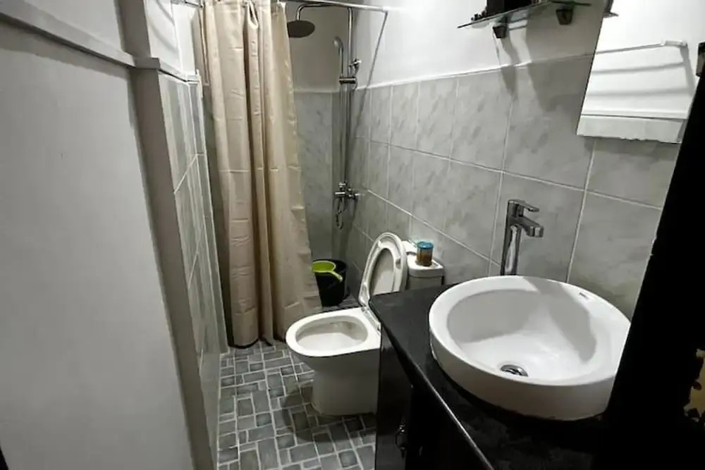 Casa Talisay Sleeps 6 with Garage