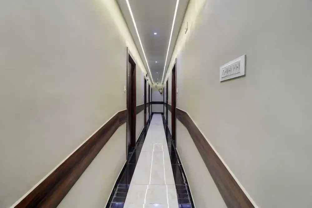 Hotel New Blue Sapphire Residency