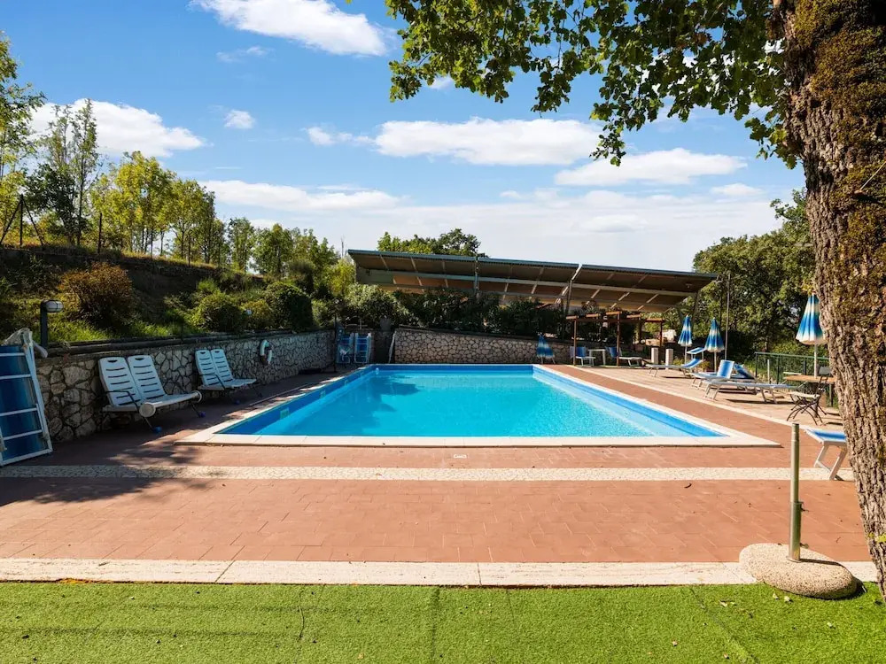Cottage in Magione With Pool and Garden