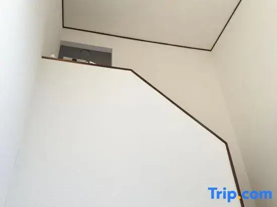 Private Japanese Garden House Parking Baby Bed