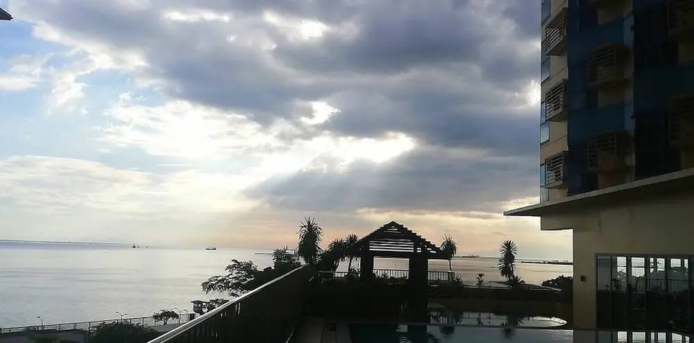 Grand Riviera Condotel Near St Lukes Medical Center