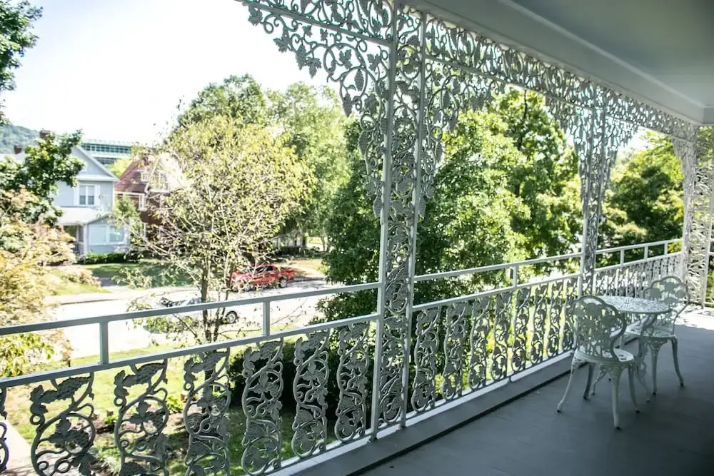 Governor's Inn Bed and Breakfast