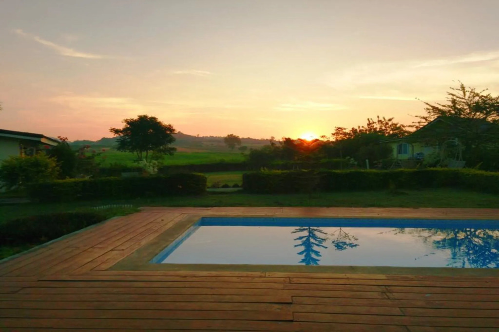 Les Collines Resort