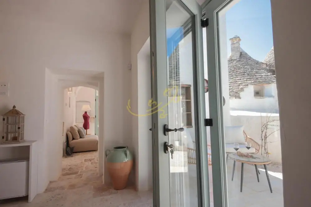 TD Marl Luxury Trulli Experience w Stunning Pool