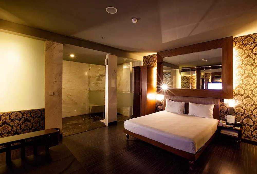 108 Hotel by HIM