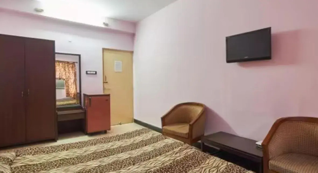 Hotel Menino Ponda